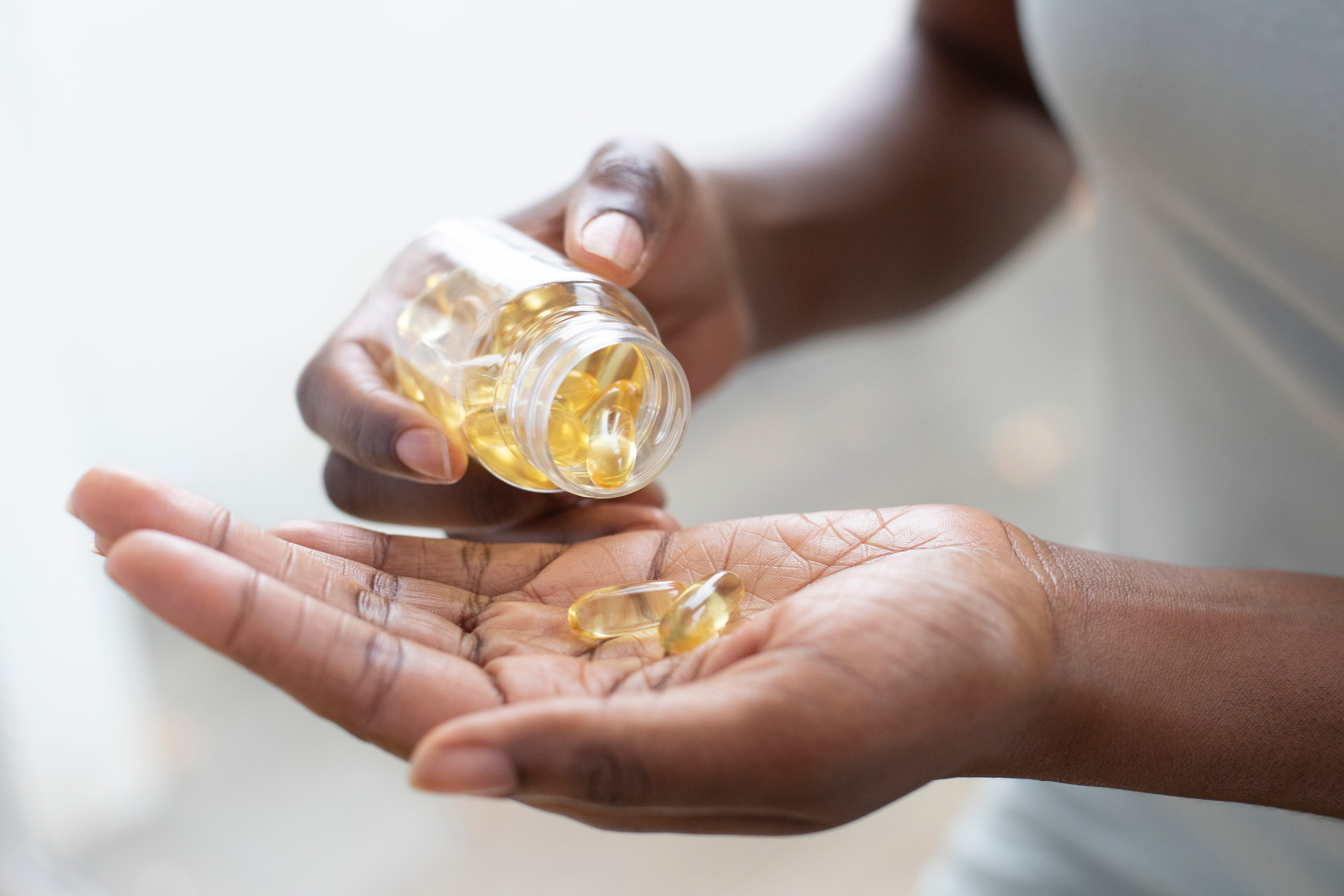 These Are the 7 Vitamins Every Woman Age 40 (and Beyond!) Needs to Support Healthy Aging, According to Dietitians