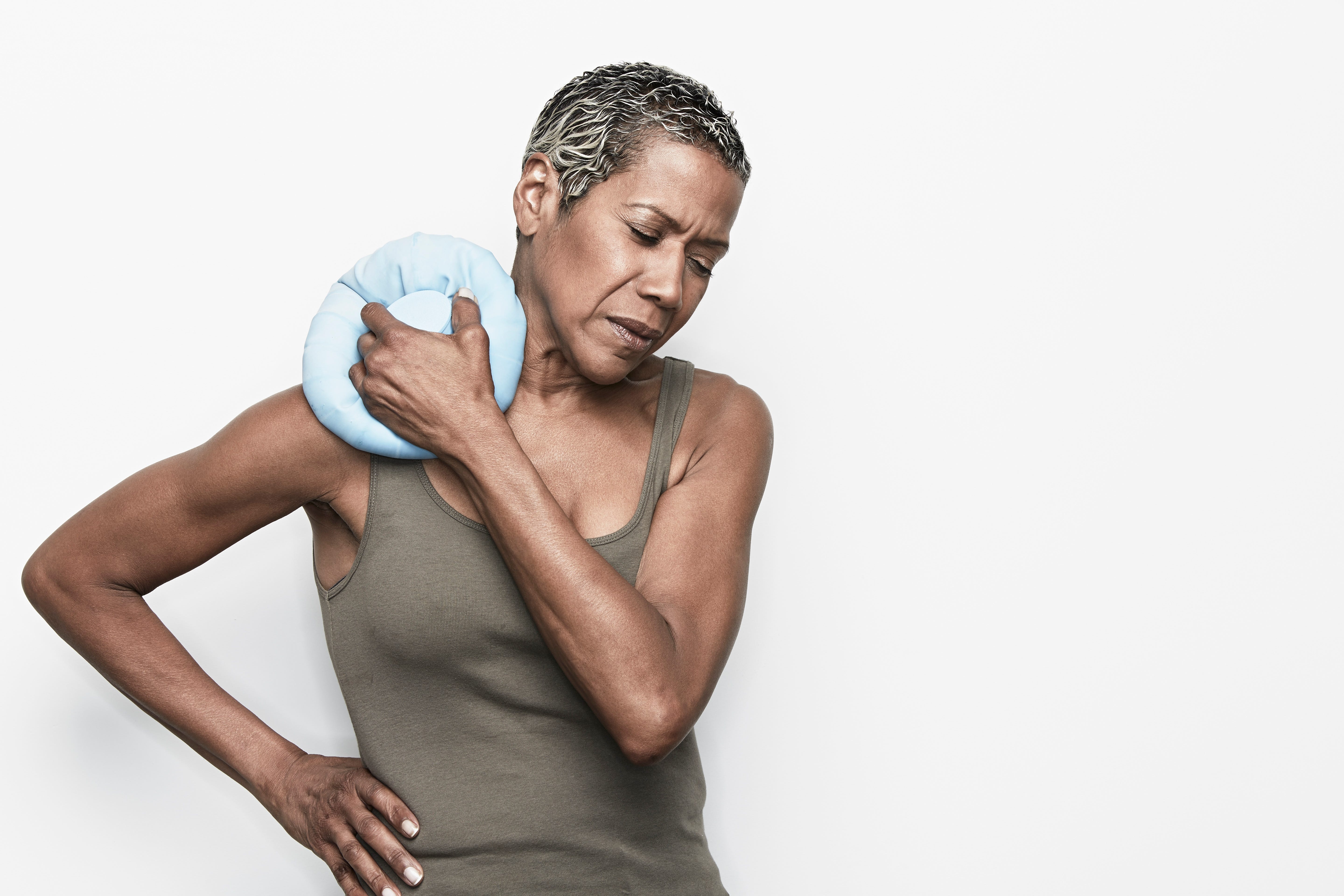 7 Shoulder Mobility Exercises to Ease Stiffness and Pain, According to a Personal Trainer